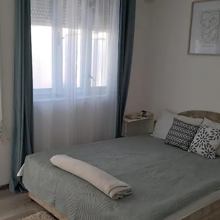 Nany 2 Lägenhet Novi Sad