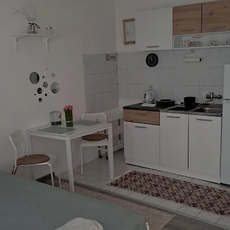 Lägenhet Nany 2 Novi Sad